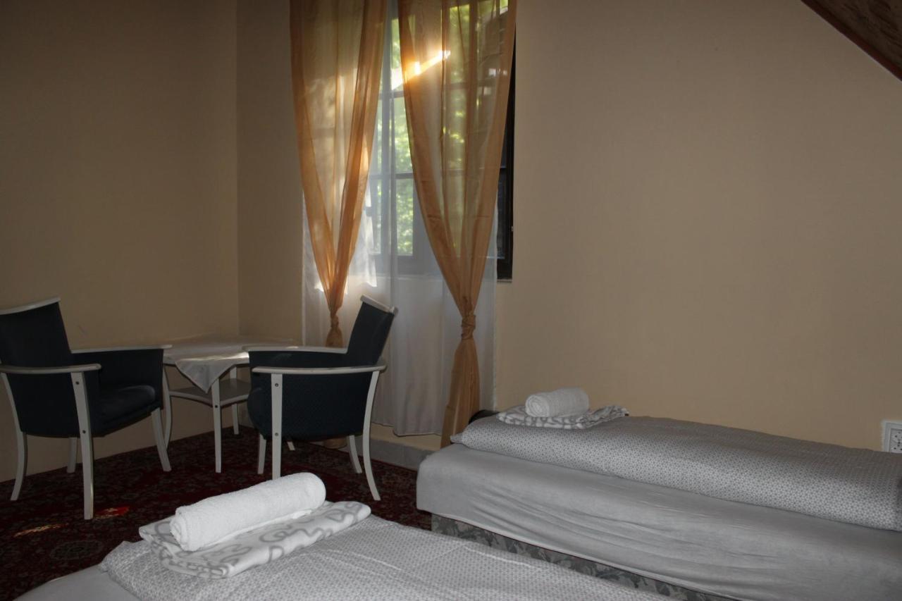 Koloska Apartmanhaz Balatonfured Luaran gambar